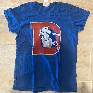 Denver bronco tshirt